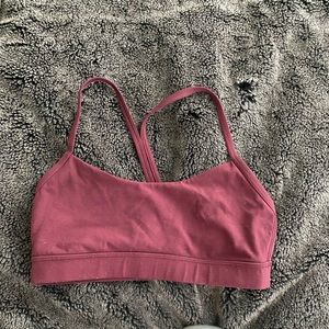 Lululemon flow y bra size 6.